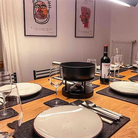 -the Urbanist- Mountainview Parking Garden 3bd 펜션 *