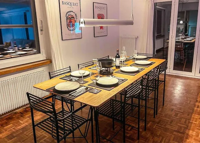 -the Urbanist- Mountainview Parking Garden 3bd *