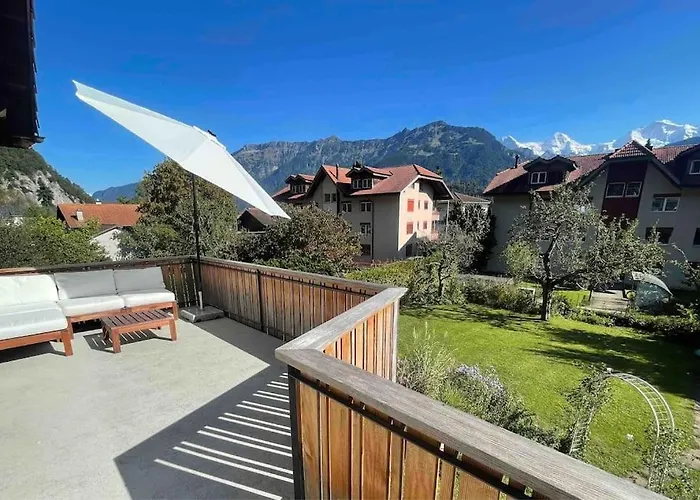 -the Urbanist- Mountainview Parking Garden 3bd *