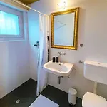 -the Urbanist- Mountainview Parking Garden 3bd Feriehus *