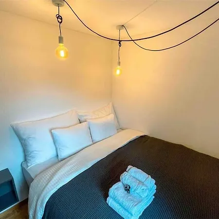 -the Urbanist- Mountainview Parking Garden 3bd * Unterseen