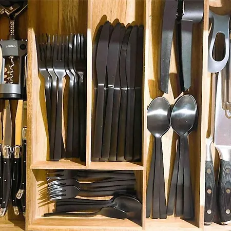 -the Urbanist- Mountainview Parking Garden 3bd *