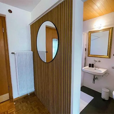 -the Urbanist- Mountainview Parking Garden 3bd * Unterseen